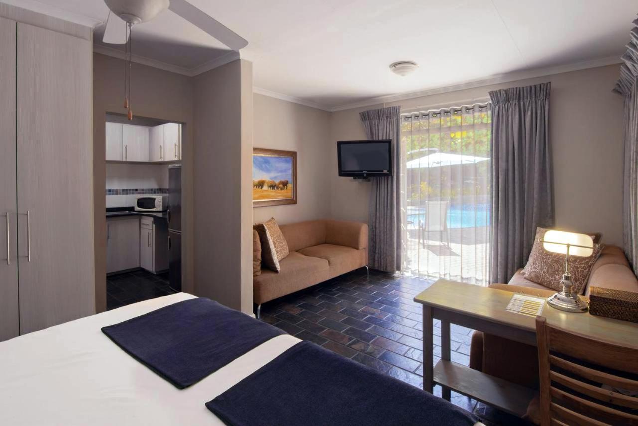 Amoris Guest House-Lynnwood Pretoria-Noord Buitenkant foto